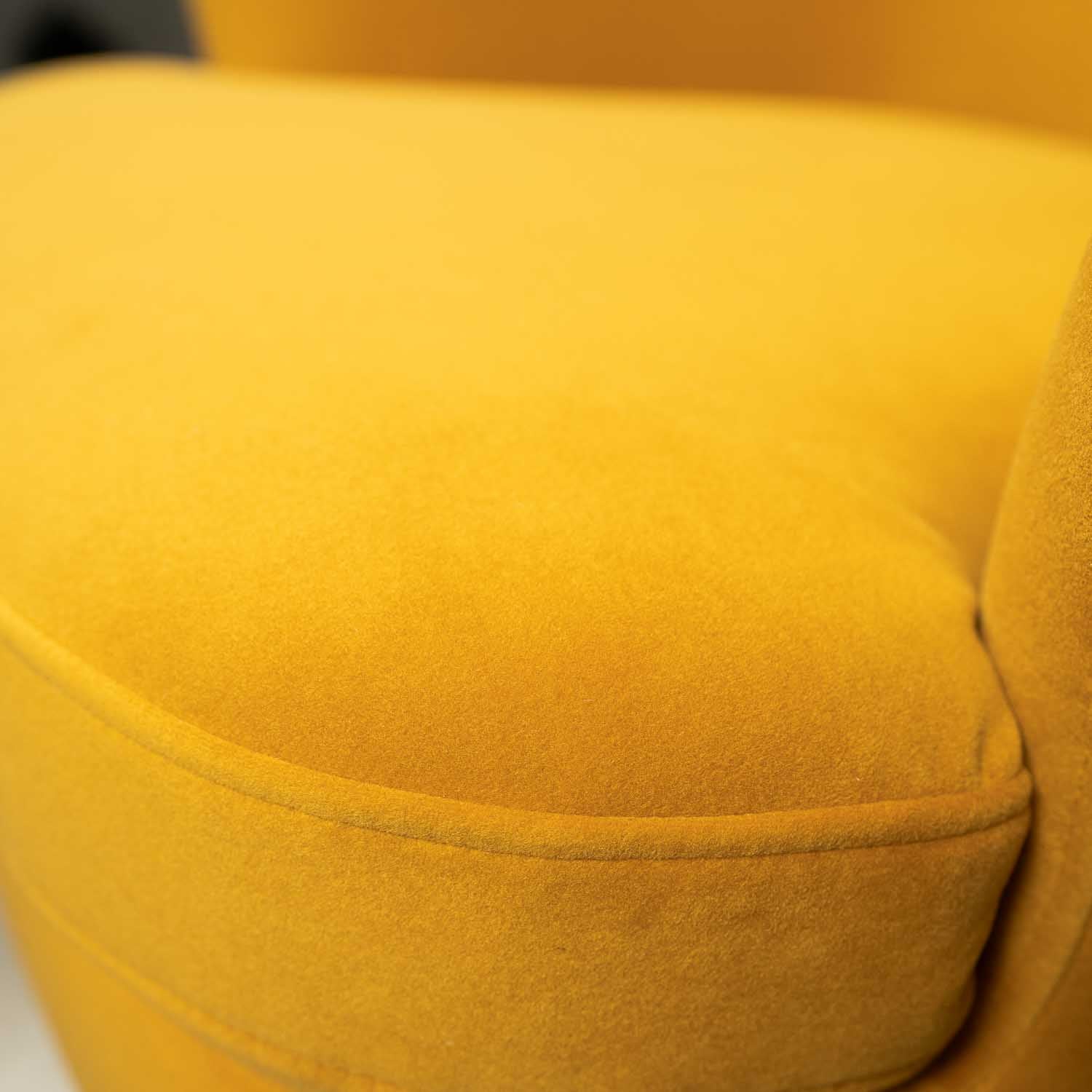 Airlie Vogue Velvet Chair