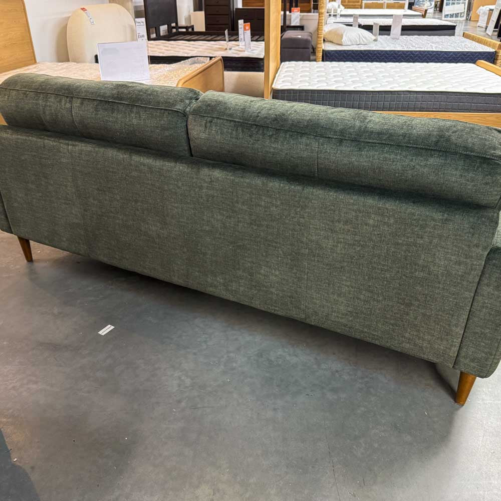 Imperfect Classic Vogue Velvet 3 Seat in Vogue Moss
