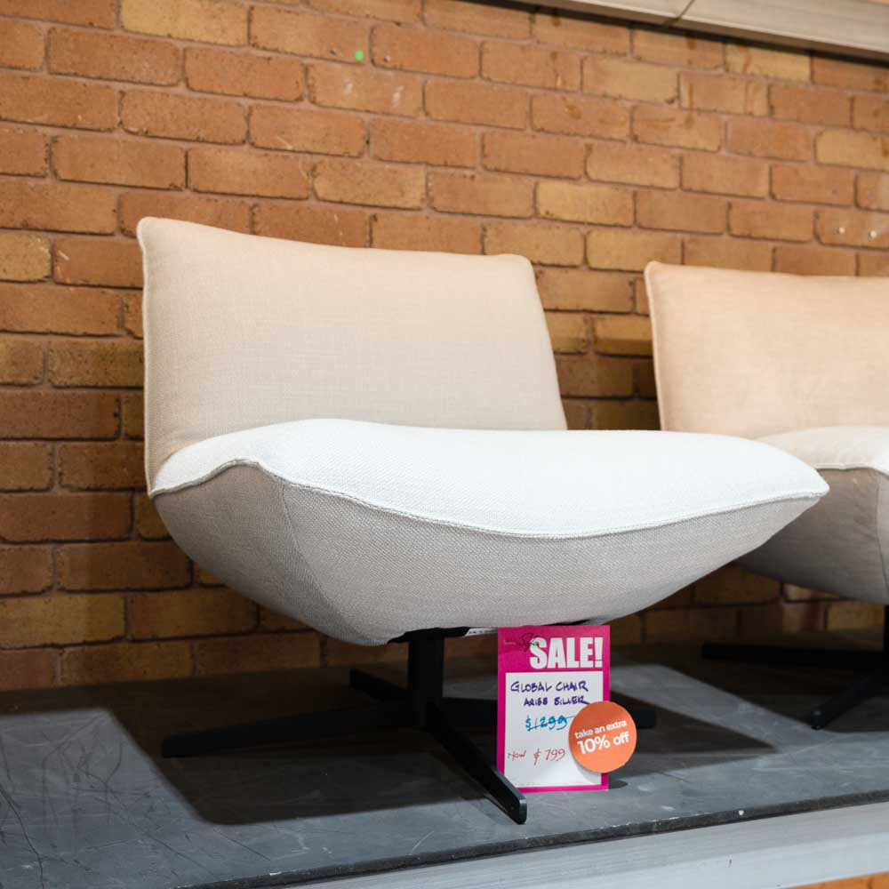 Imperfect Global Swivel Chair in Aries Silver