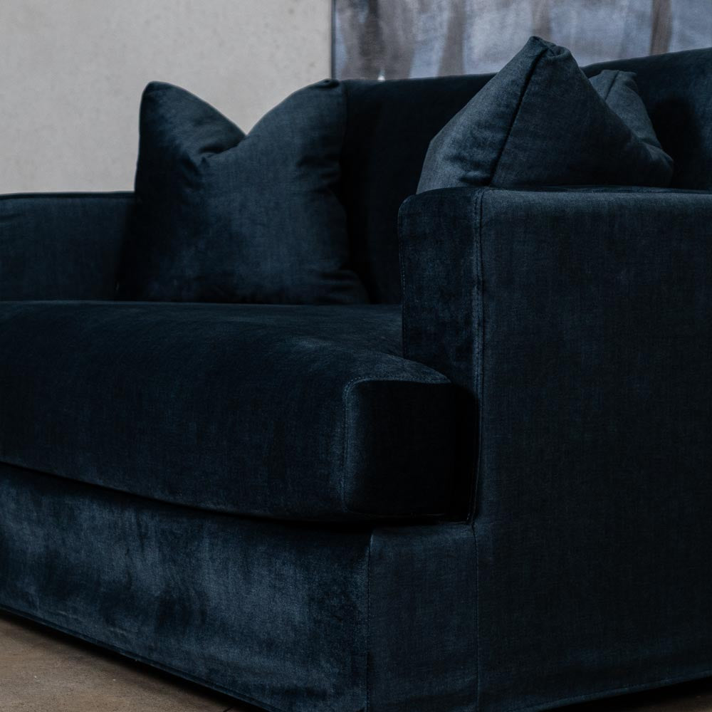 Janson Vogue Velvet Chair