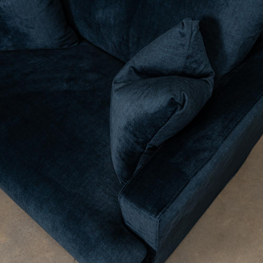 Janson Vogue Velvet Chair