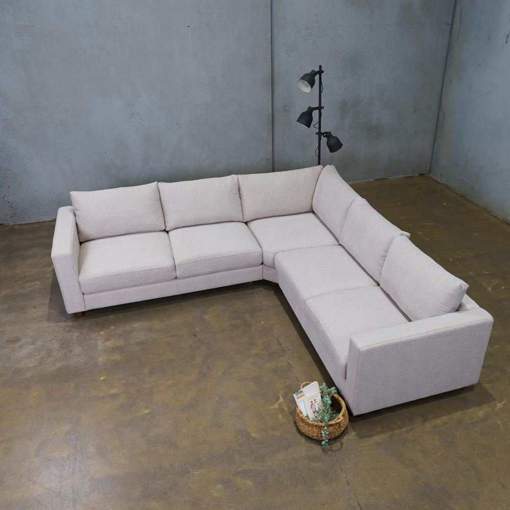 Barcelona Fabric 2.5 Seat Corner Suite