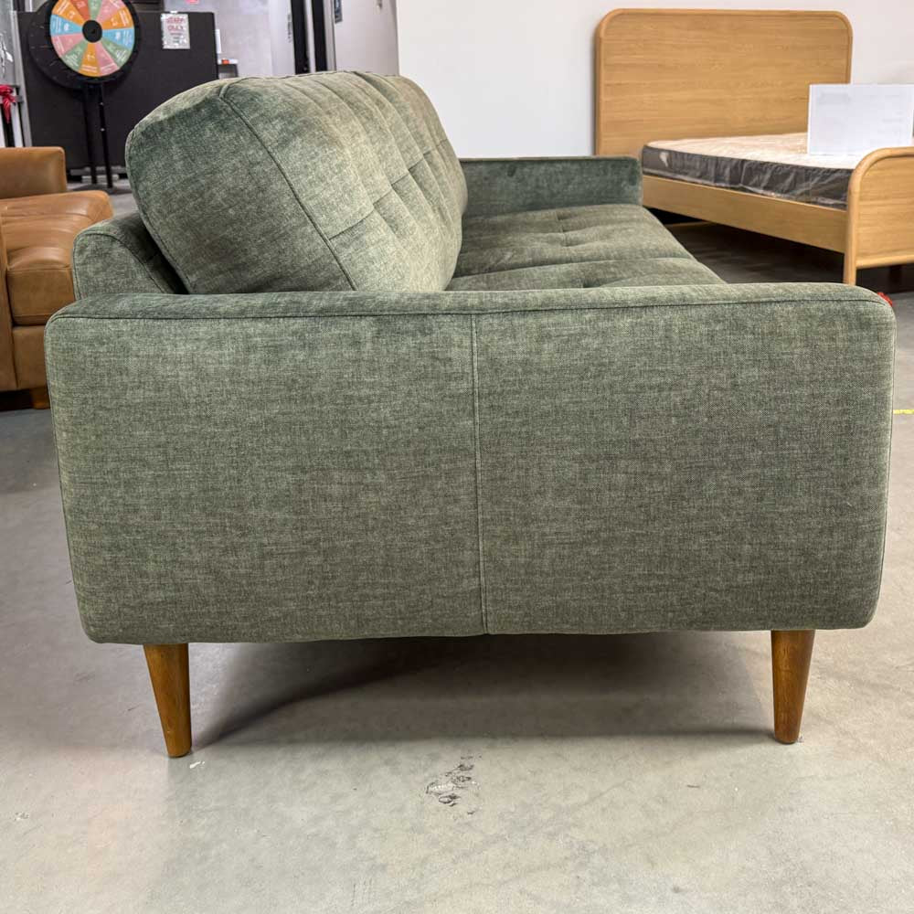 Imperfect Classic Vogue Velvet 3 Seat in Vogue Moss