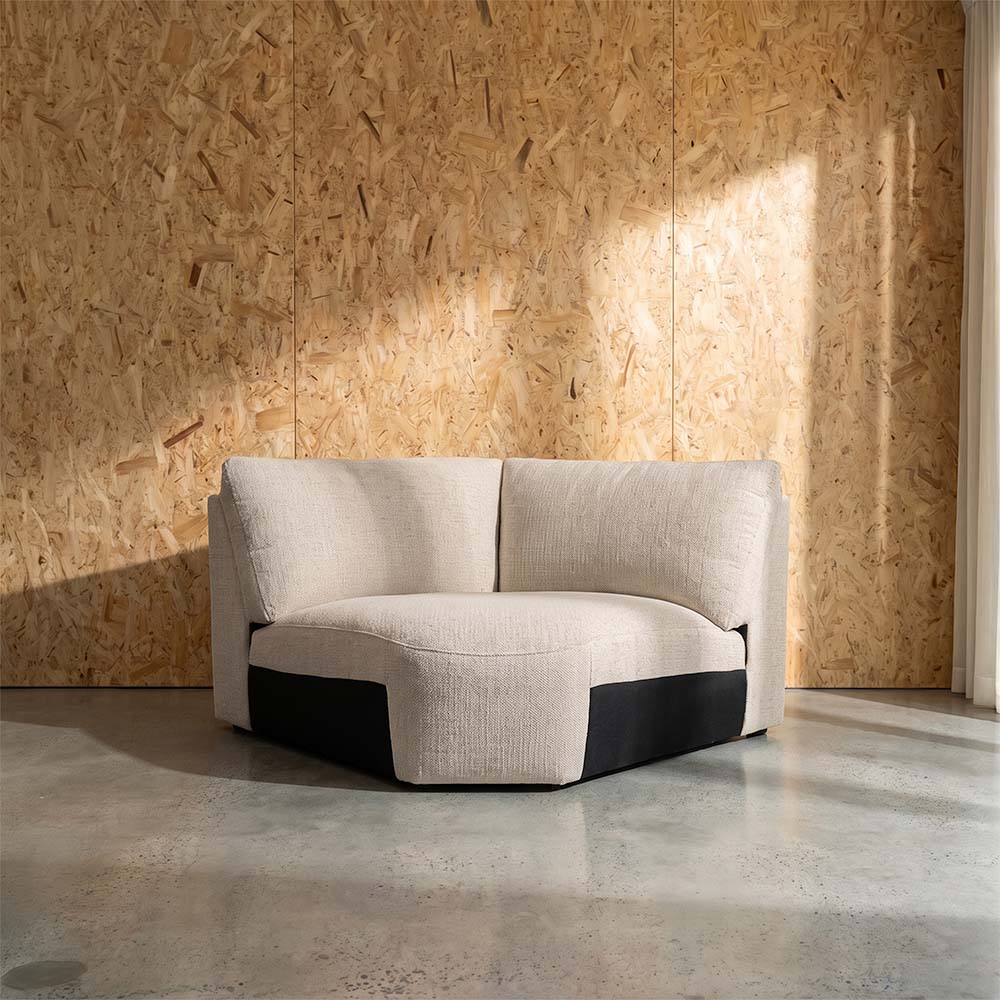 Saxon Fabric Wedge Corner